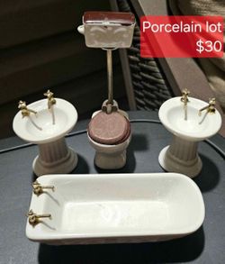 Vintage Lots - Dollhouse furniture & accessories ~~ RARE FINDS ~~ L@@K at Pics