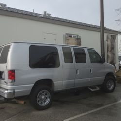 2006 Ford E-250