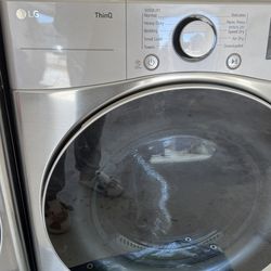 LG Washer /Dryer Combo
