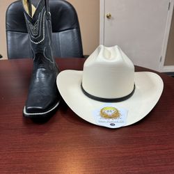 Bota Con Sombrero