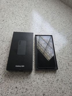 Samsung Galaxy S24 – Excellent Condition – $400