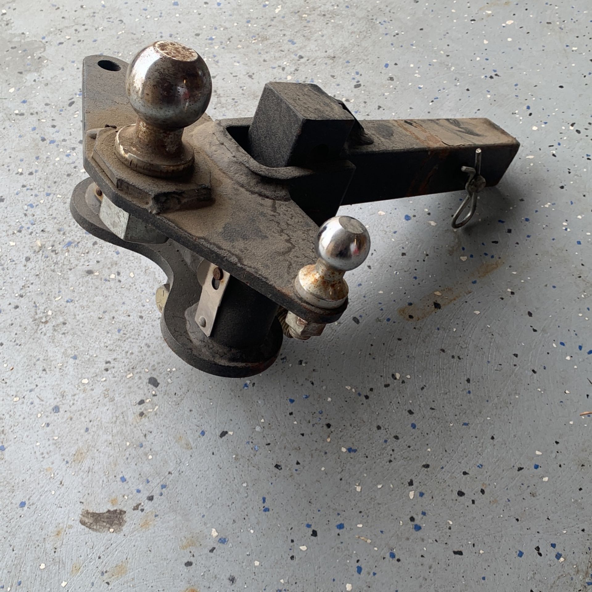 Tow Hitch for Sale in Atwater, CA OfferUp