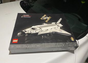 Lego Set 10283