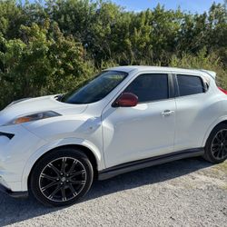 2013 NISSAN JUKE NISMO EDITION *AWD* ONLY 108K MILES* CLEAN CARFAX FL  108,000 MILES  2 OWNER  CLEAN FLORIDA TITLE  CLEAN CARFAX  POWER SUNROOF  PEARL