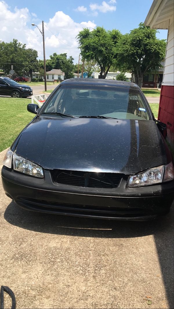 2000 Toyota 4 Door for Sale in Dallas, TX OfferUp