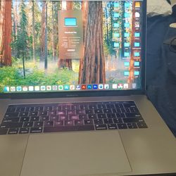 Macbook Pro Intel i9 2.9ghz, 16gb ram, 4gb video, 512gb ssd ( used )