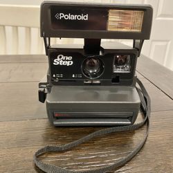 Polaroid One Step 600 Film Camera
