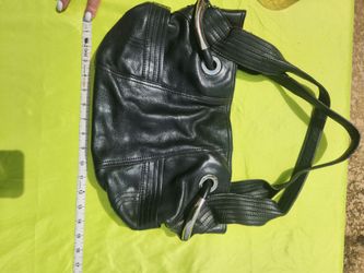 B. MAKOWSKY black leather shoulder bag. Authentic.