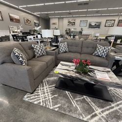 2 PC SOFÁ AND LOVESEAT 