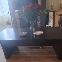 Mahogany Outlook Coffee Table