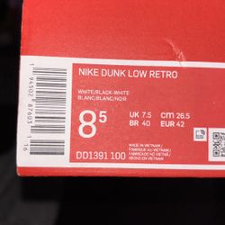 Nike Dunks 