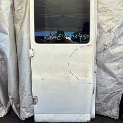 2006 Chevrolet Express Right Side Rear Left Door 