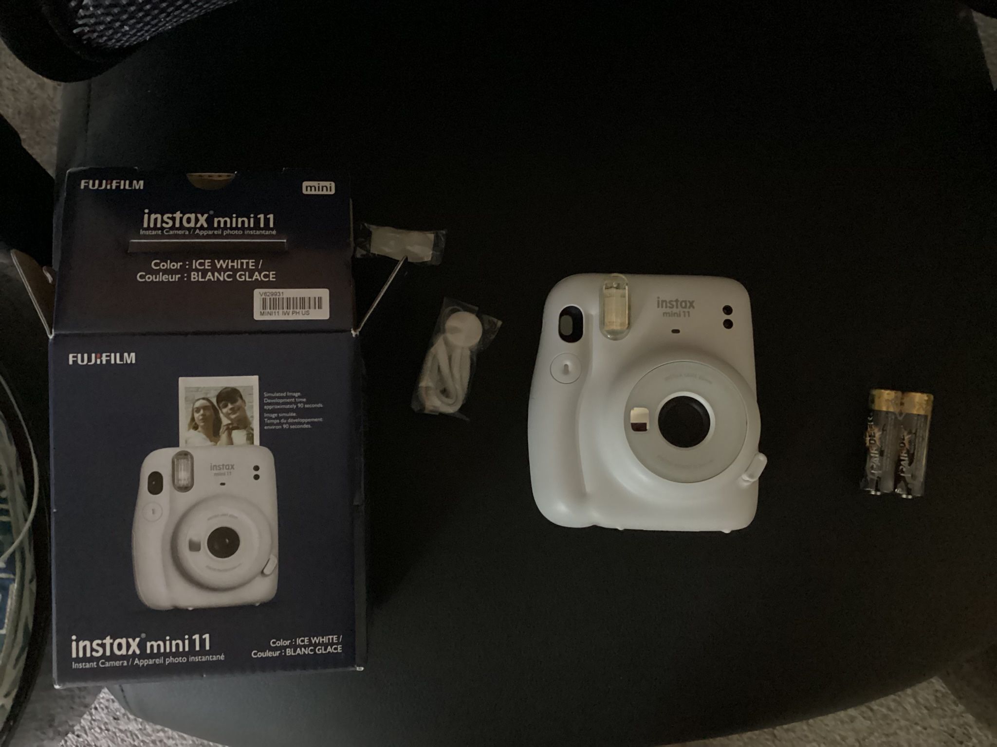 New instax Mini 11 - Instant camera