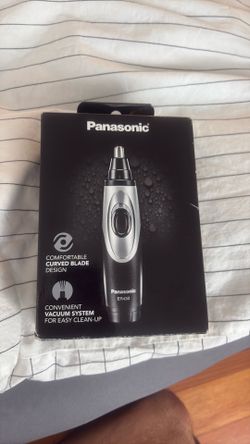 Panasonic Ear and Nose Hair Trimmer with Vacuum Cleaning System