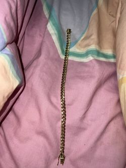 10k gold bracelet 8gs. (firm price) 