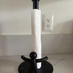 Umbra Buddy Paper Towel Holder Stand for Kitchen Countertop, Black