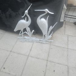 Garden Swan Decoration