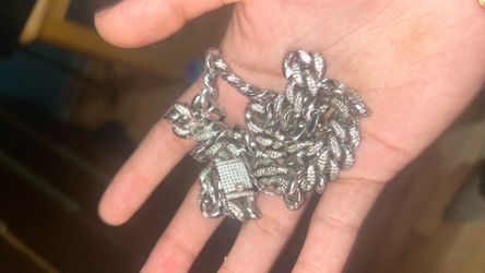 Fake diamond mens necklace