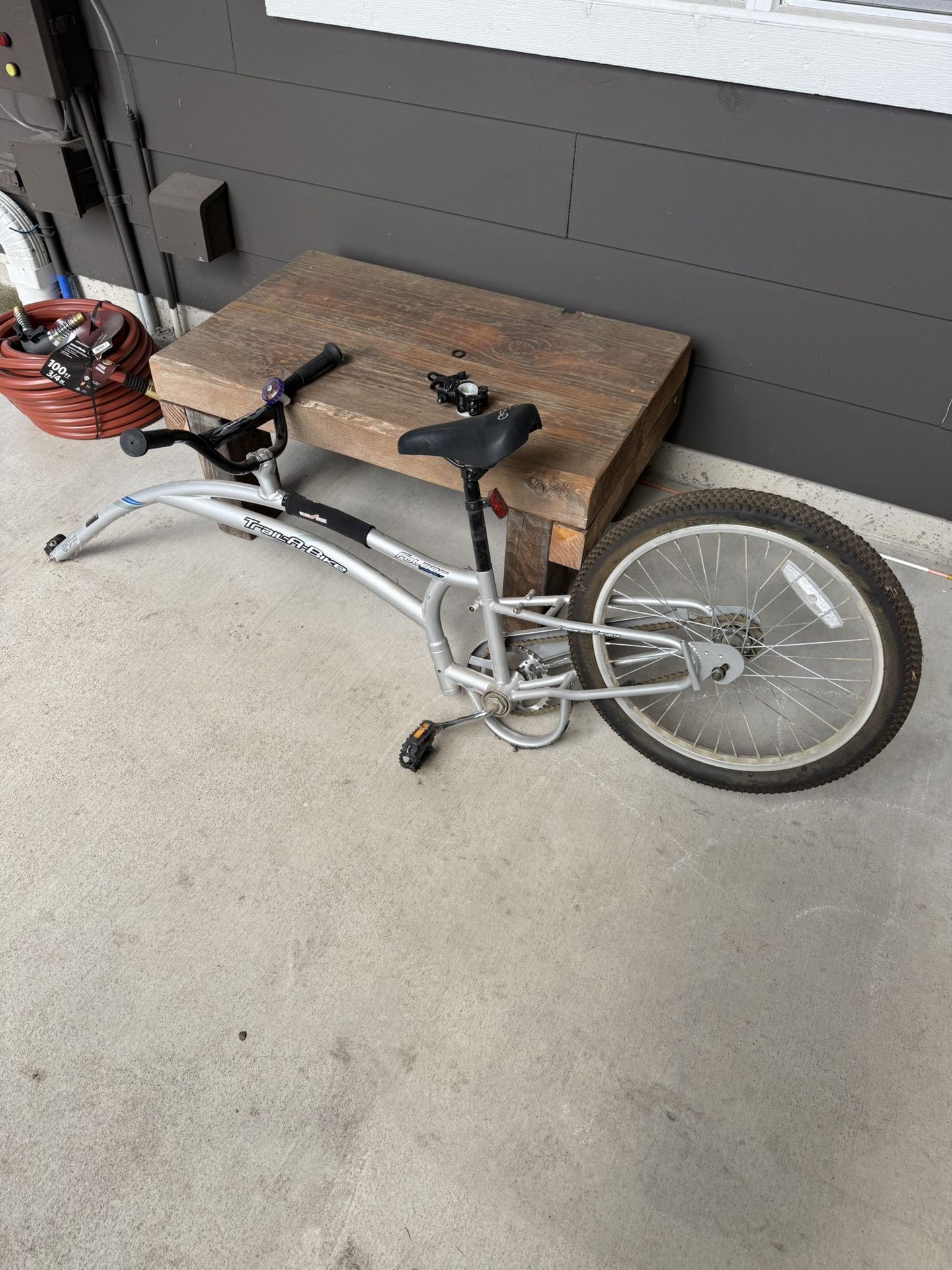Trail-a-bike kid’s bike trailer