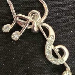 Vintage Music Note Necklace 