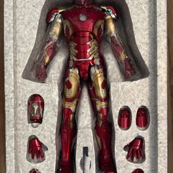 Hot Toys Iron Man MK 43 Diecast