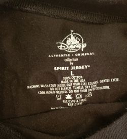 Rare Disneyland Pirates of The Caribbean Spirit Jersey Size Medium