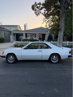 1989 Mercedes-Benz 300CE
