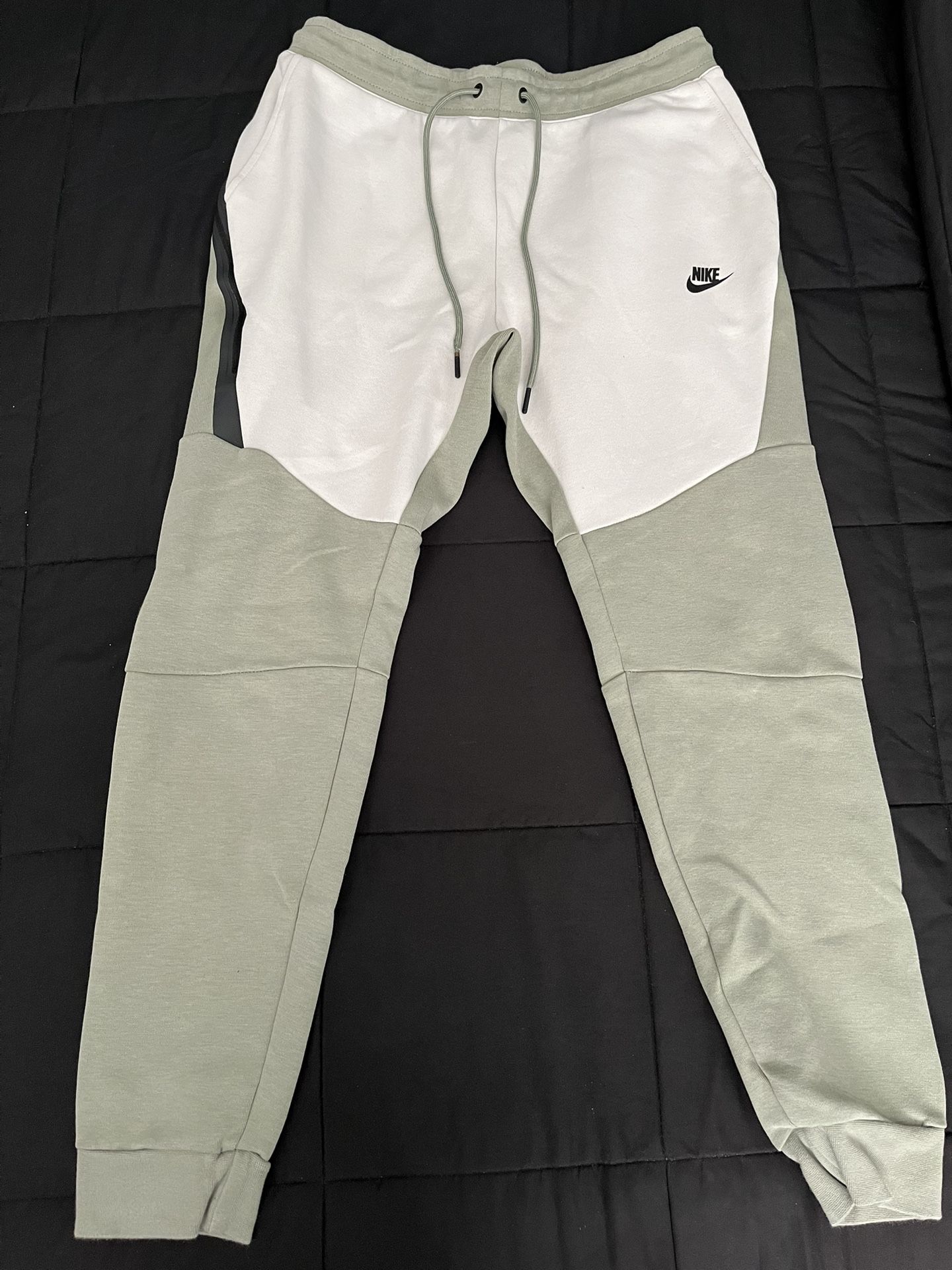 Nike Tech Fleece Pant Jade Stone Men’s Size Medium