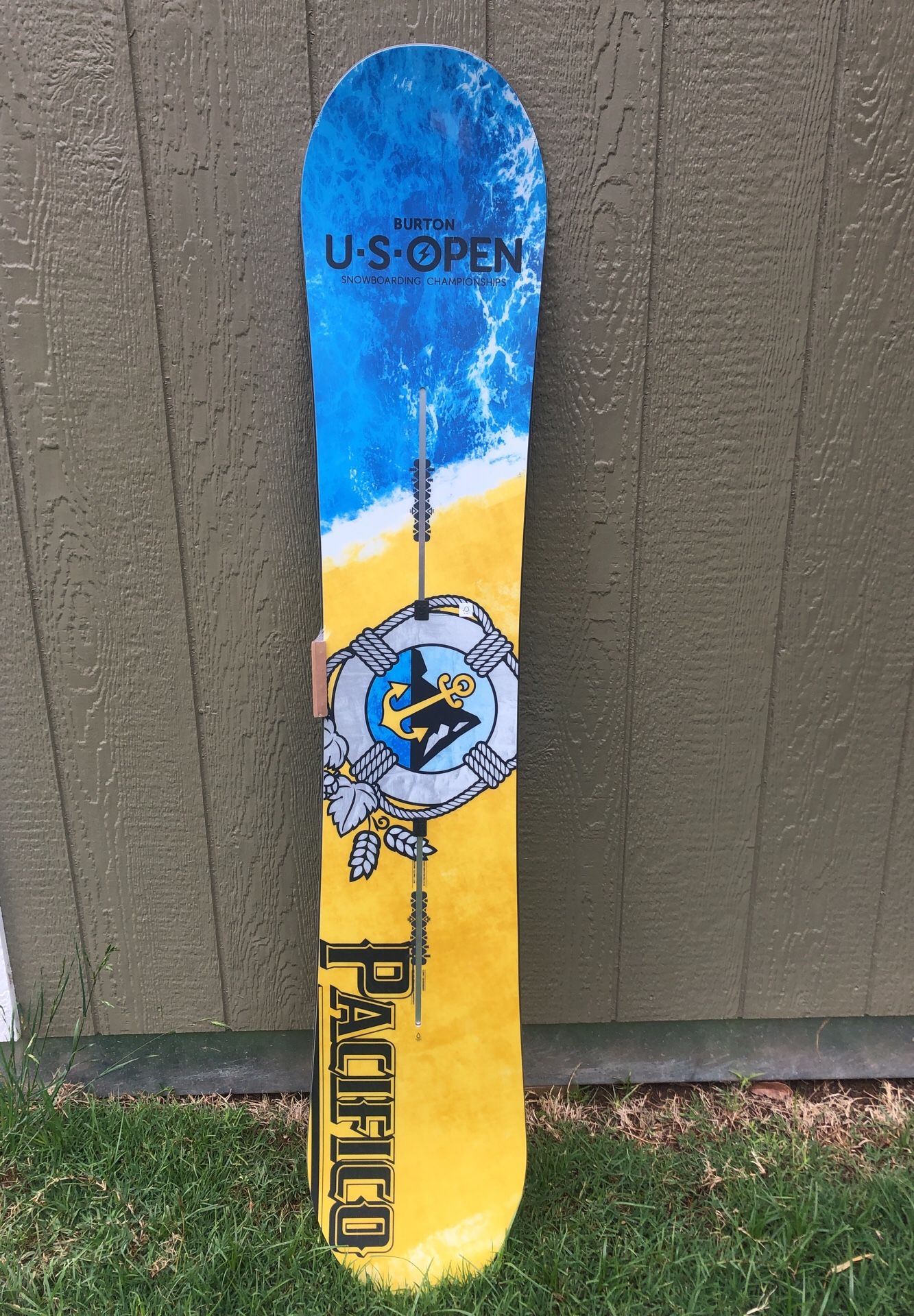Burton x Pacifico snowboard