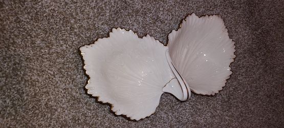 Lenox 24k Gold Trim Nut Candy Relish Tray