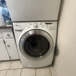 Whirlpool Duet Washer And Dryer 