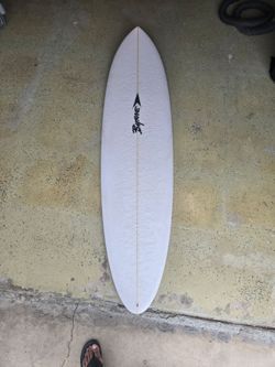 Surfboard Byrne 7'0 midlength great condition.