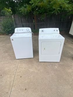 Washer and dryer set