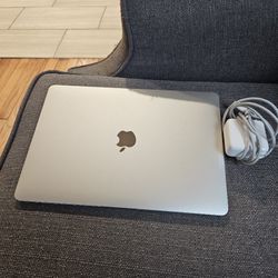 Macbook Air 13.3 M1 256 gb