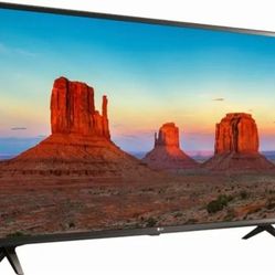 
UK6300PUE 4K HDR Smart LED UHD TV w/ AI ThinQ® - 55" Class (54.6" Diag)