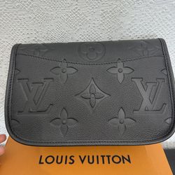 New! Never Worn Designer Shoulder Bag