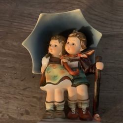 Vintage Goebel Stormy Weather Figurine