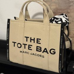 Marc Jacob’s The Tote Bag 