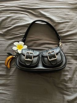 COACH Ashton Shoulder bag