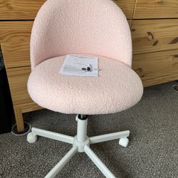 Vanity accent chair with wheels Vingli Brand New