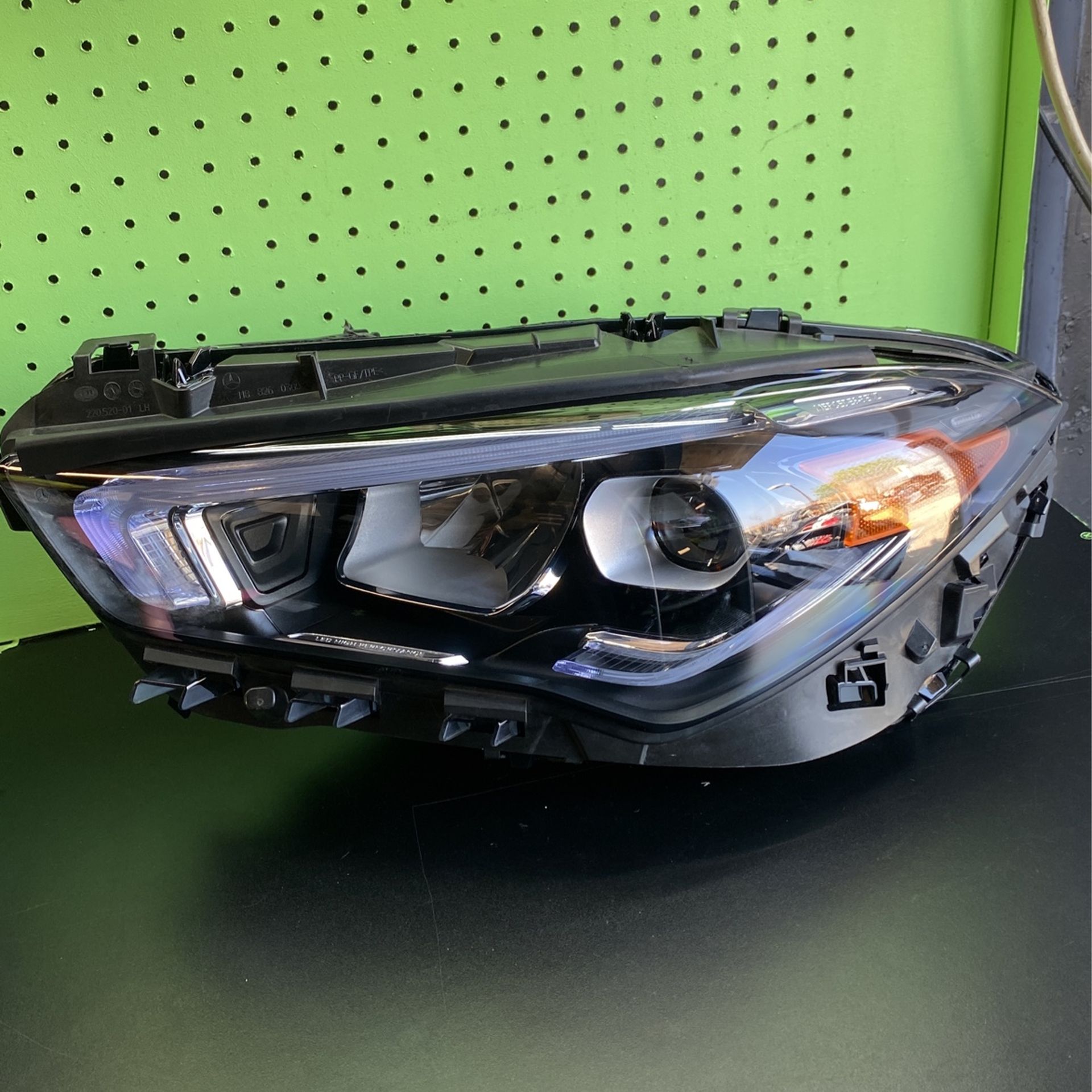 MERCEDES CLA250 HEADLIGHT LEFT DRIVER 2019 2020 2021 LED CLA35  OEM