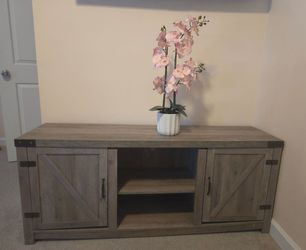 60 TV Console in Grey Wash