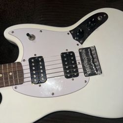 Fender Squire Mustang  Electric Guitar 