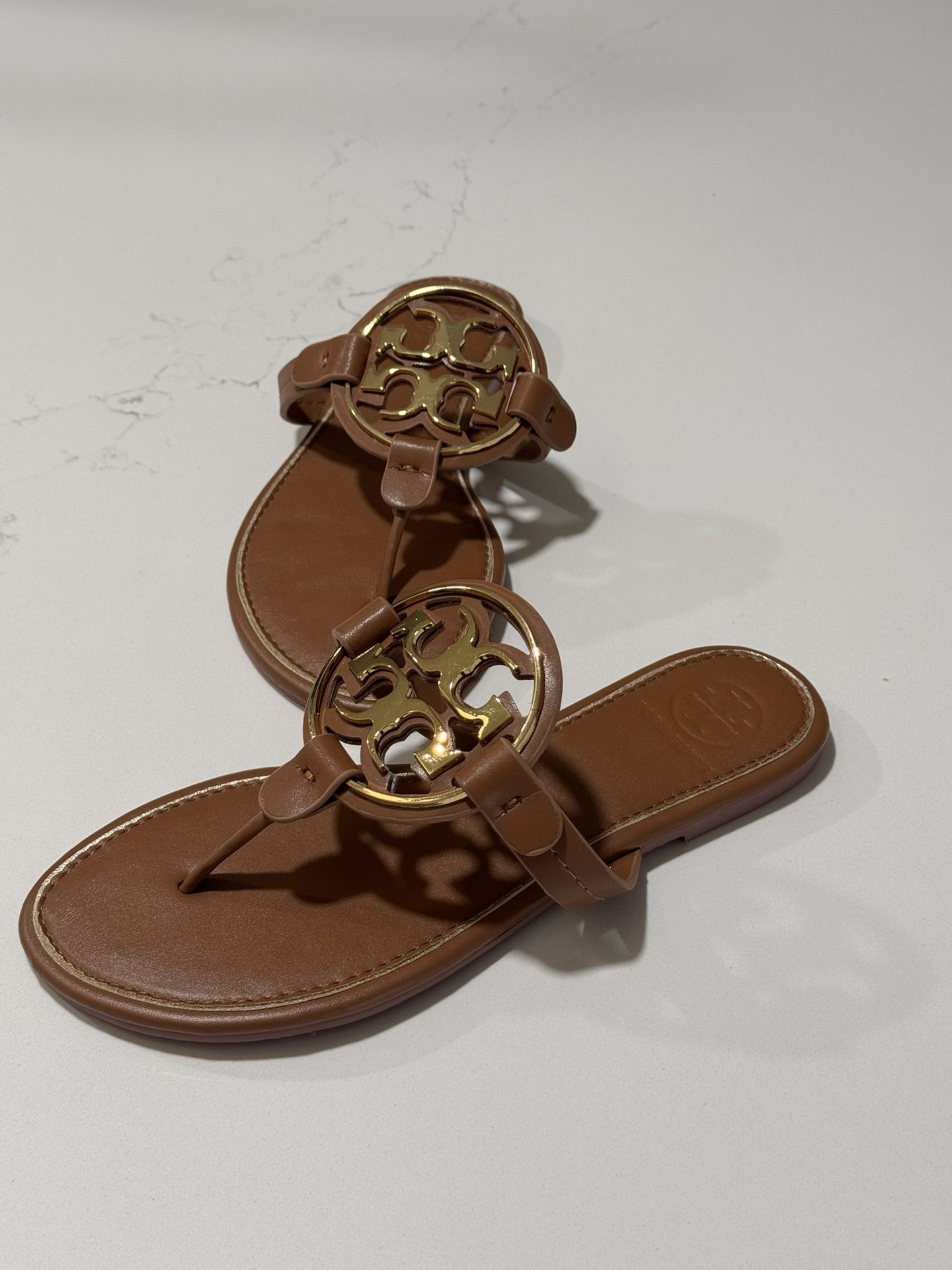 Tory Burch Brown Gold Logo  ( Different Size)