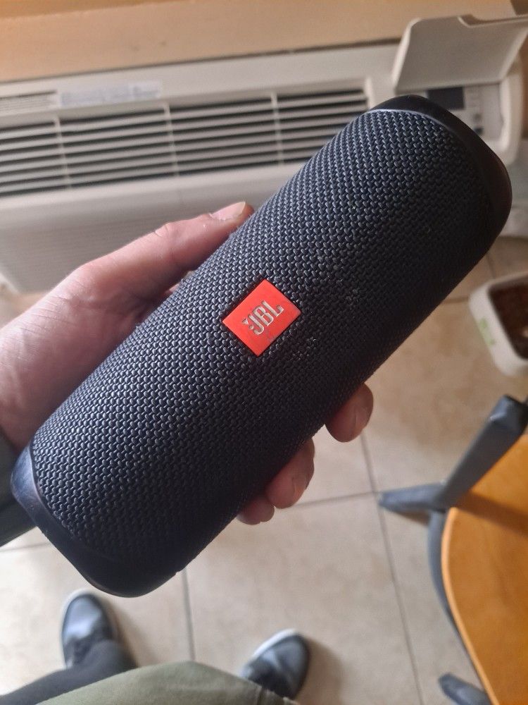 JBL Flip 5