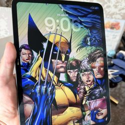 Apple iPad Pro 11” M4 256GB + Magic Keyboard + AppleCare+ (97% Battery)