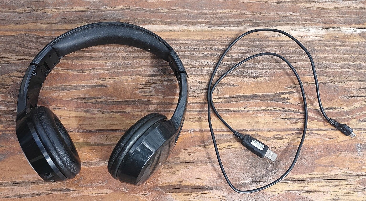 Pro HT Bluetooth Headset
