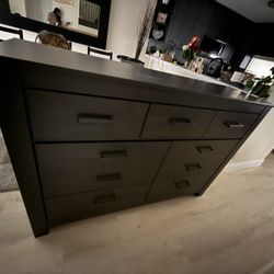 Dark Brown Oak Dresser Large