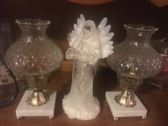 2 ANTIQUE GLASS CANDLE HOLDER ͏ AND COLOR CHANGE ANGLE