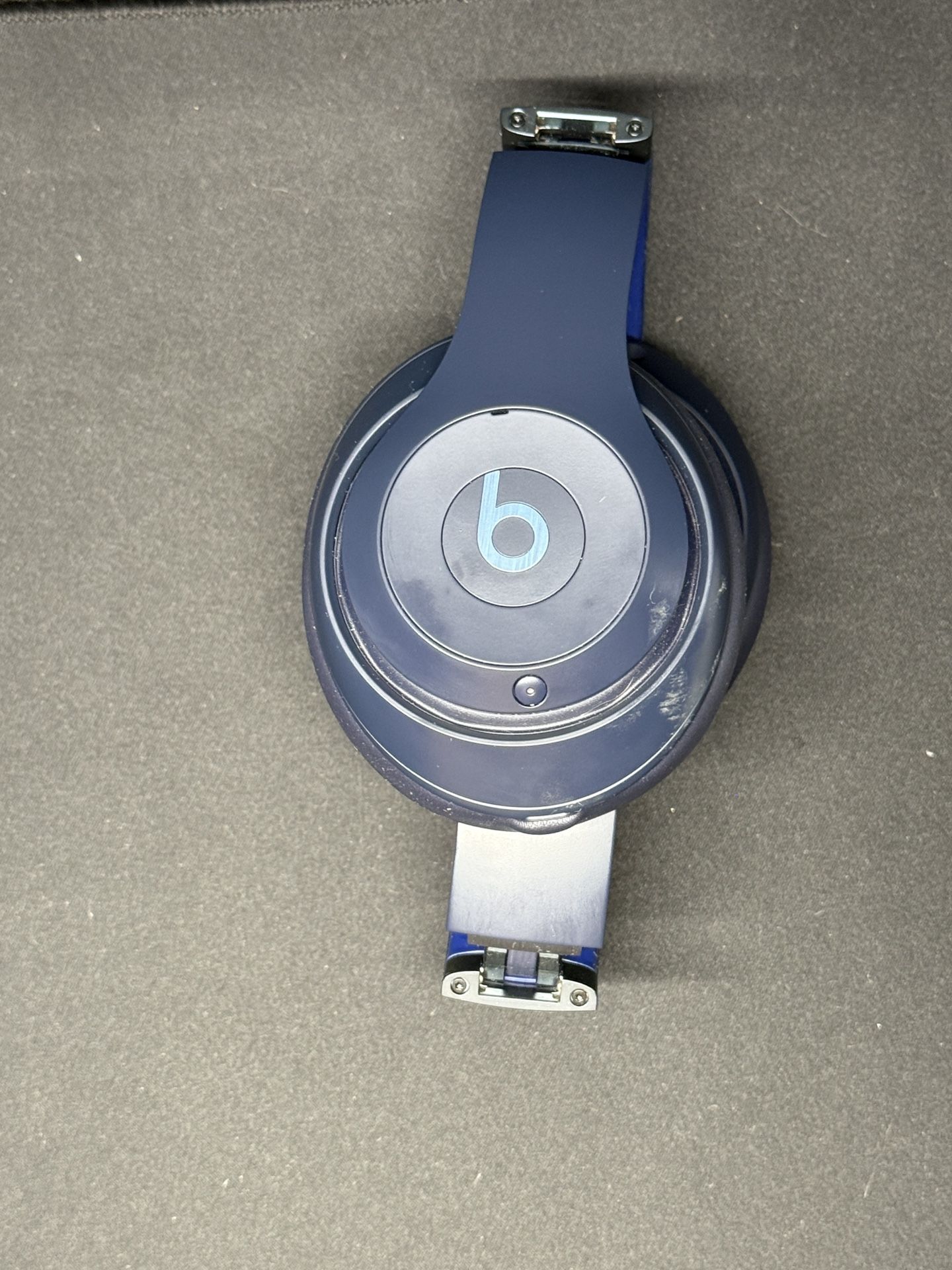 Beats Studio Pro